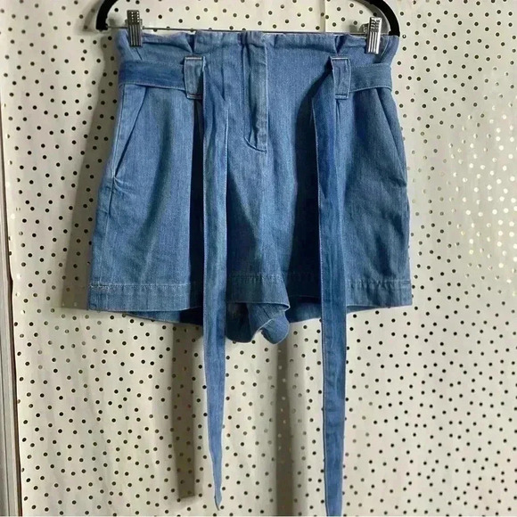L’agence Hillary Shorts - Picture 1 of 10